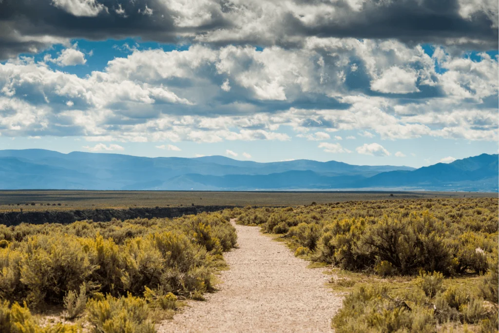 Image of the mountains near Taos, New Mexico