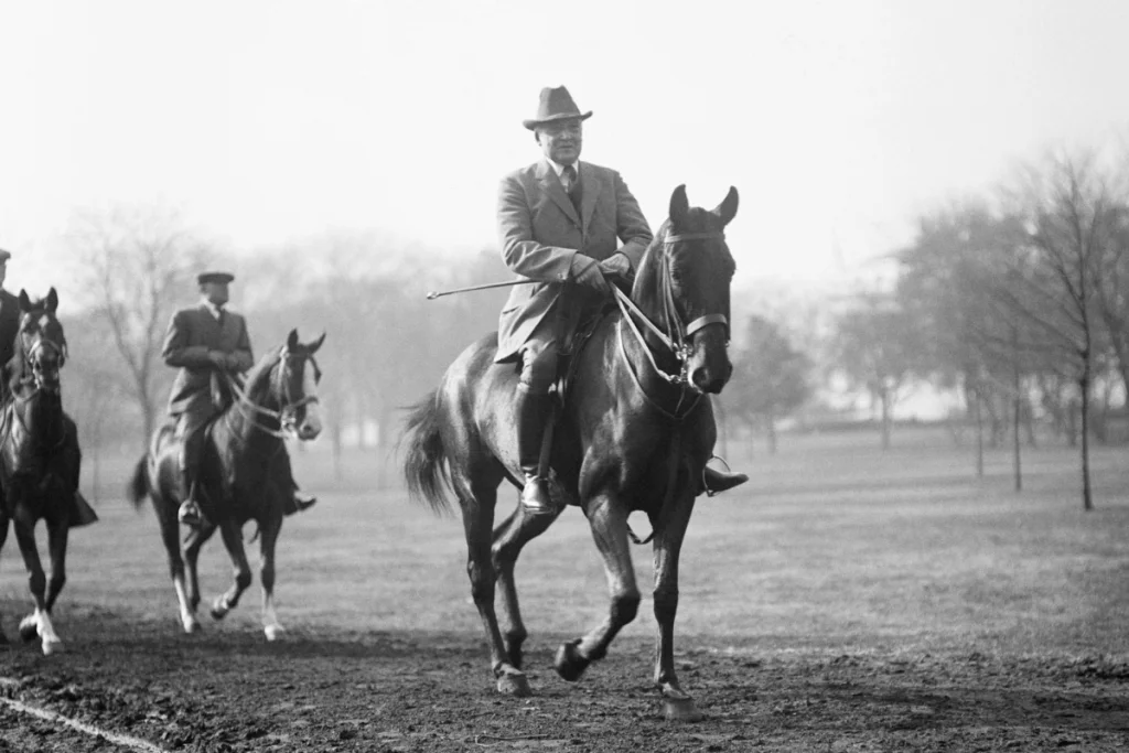 Image of U.S. President Warren G. Harding on horseback