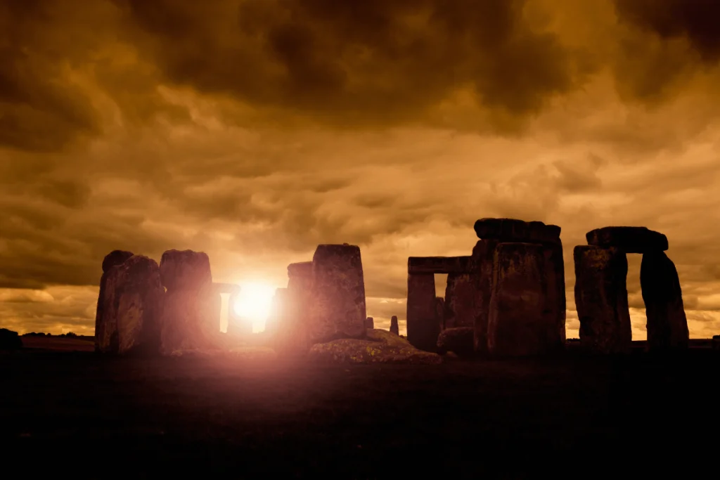 Image of Stonehenge at sunrise