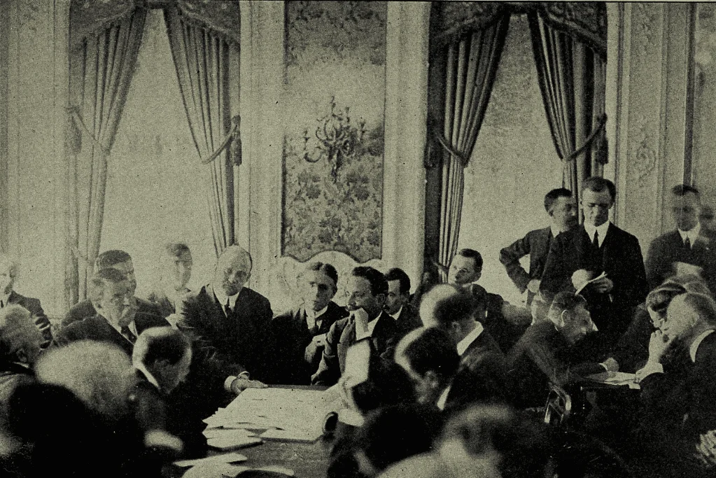Image of a U.S. Senate inquiry session focused on the Titanic disaster, highlighting the scrutiny and quest for answers following the tragic event.