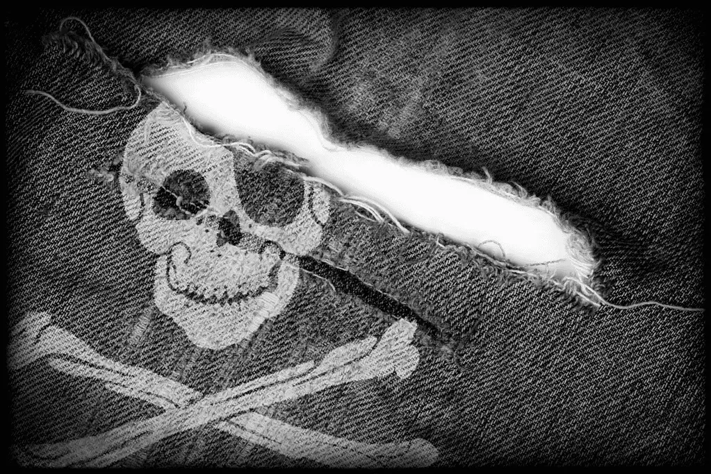 Image of a Jolly Roger flag like the one used by Charles Vane.