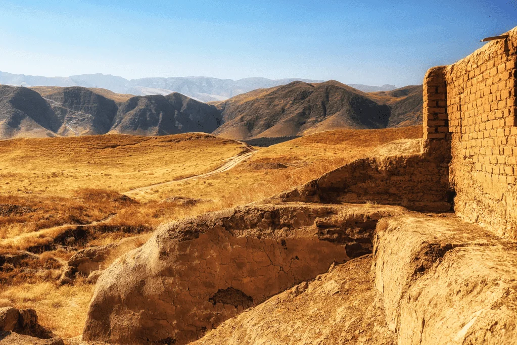 Image of the Parthian ruins in Turkmenistan.