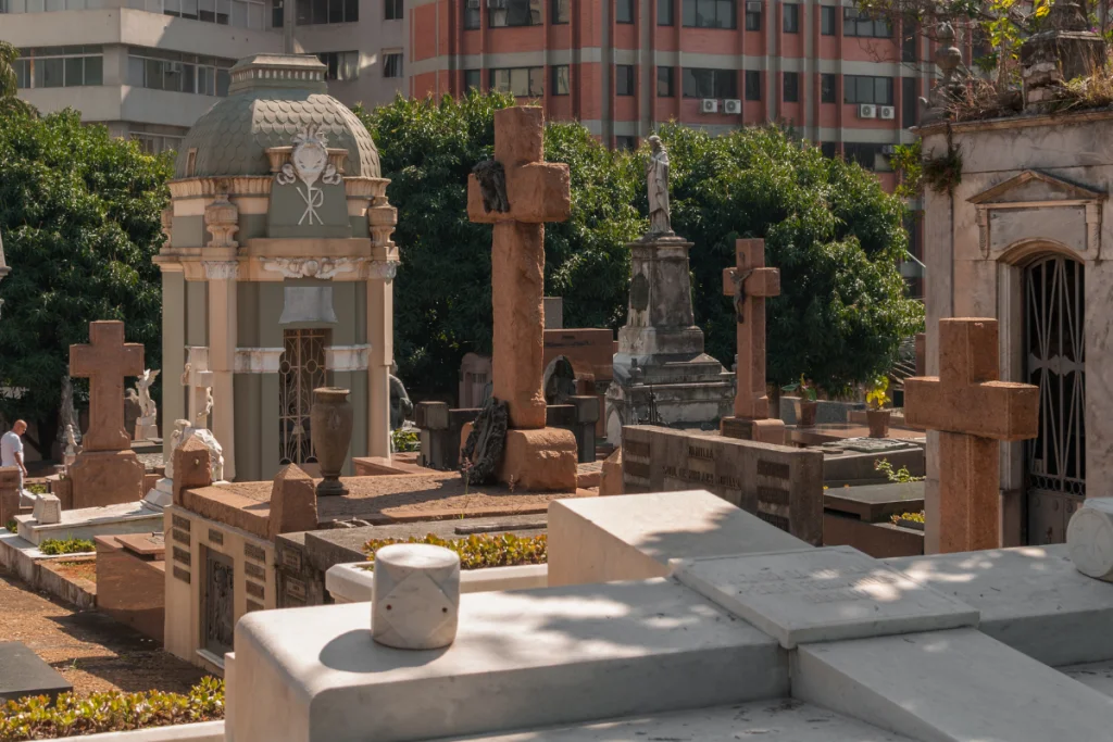 Image of Consolação: Where São Paulo's elite throw Brazil's most opulent eternal Carnaval.