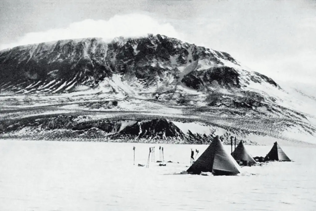 famous-expeditions-to-antarctica-main Image of a tent camp in Antartica for a blog post covering famous expeditions to antarctica.